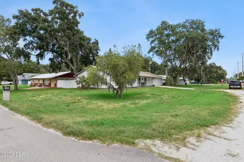 Exterior - 1629 Orange Tree Dr, Edgewater, FL 32132 photo 8 of 10