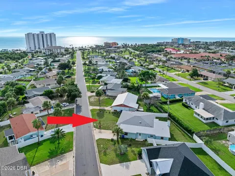 View/Area - 22 Plaza Dr, Ormond Beach, FL 32176 photo 2 of 10