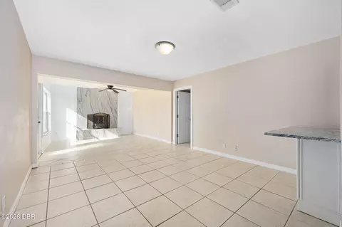 Living - 22 Plaza Dr, Ormond Beach, FL 32176 photo 6 of 8