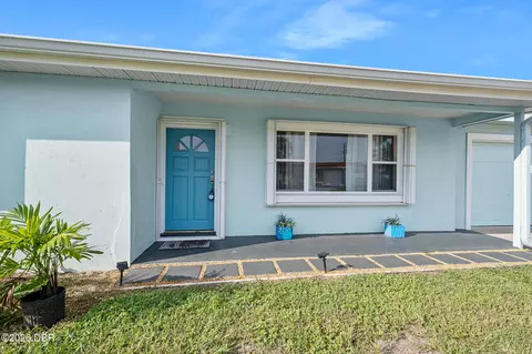 Exterior - 22 Plaza Dr, Ormond Beach, FL 32176 photo 1 of 3