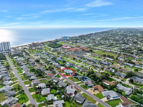 View/Area - 22 Plaza Dr, Ormond Beach, FL 32176 photo 9 of 10