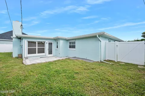 Exterior - 22 Plaza Dr, Ormond Beach, FL 32176 photo 3 of 3