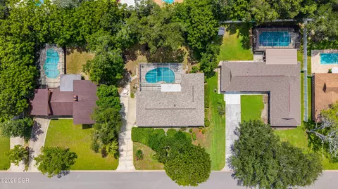 View/Area - 82 S St Andrews Dr, Ormond Beach, FL 32174 photo 2 of 3