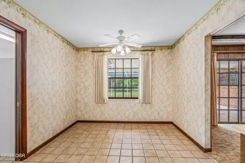 Dining - 82 S St Andrews Dr, Ormond Beach, FL 32174 photo 4 of 4