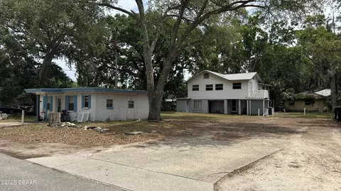 909 Winchester St, Daytona Beach, FL 32114