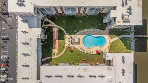 2711 N Halifax Ave, Daytona Beach, FL 32118