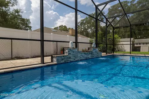 Exterior - 101 N St Andrews Dr, Ormond Beach, FL 32174 photo 2 of 5