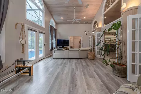 Living - 101 N St Andrews Dr, Ormond Beach, FL 32174 photo 1 of 2