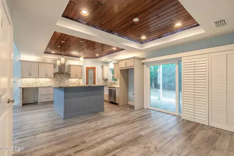 Living - 130 Hernandez Ave, Ormond Beach, FL 32174 photo 4 of 6