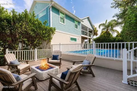 Exterior - 130 Hernandez Ave, Ormond Beach, FL 32174 photo 6 of 7