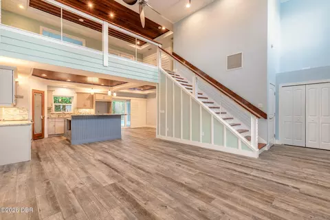 Living - 130 Hernandez Ave, Ormond Beach, FL 32174 photo 2 of 6