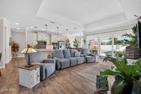 Living - 128 Briargate Look, Ormond Beach, FL 32174 photo 1 of 3