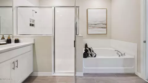 Bath - 3684 Bonspiel Dr, Ormond Beach, FL 32174 photo 2 of 5