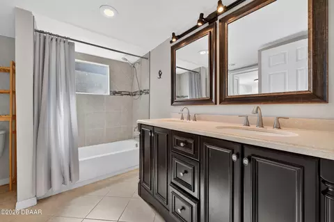 Bath - 62 Brooks Dr, Ormond Beach, FL 32176 photo 2 of 2