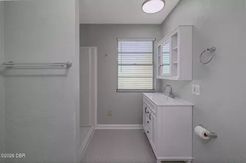 Bath - 38 Lorillard Pl, Ormond Beach, FL 32174 photo 2 of 3