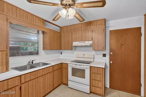 Kitchen - 779 Timothy St, Ormond Beach, FL 32174 photo 3 of 3