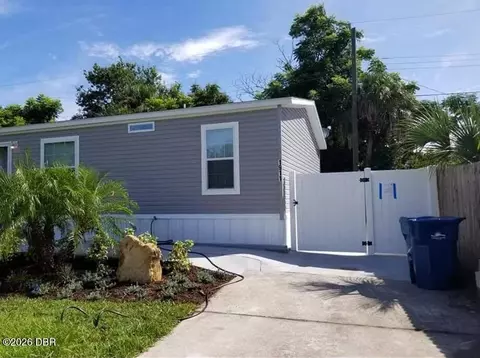 1911 Woodcrest Dr, Ormond Beach, FL 32174 photo 2