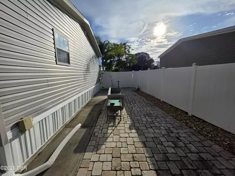 1911 Woodcrest Dr, Ormond Beach, FL 32174 photo 14