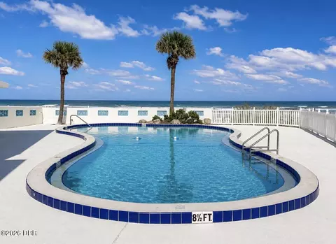 573 N Atlantic Ave, New Smyrna Beach, FL 32169