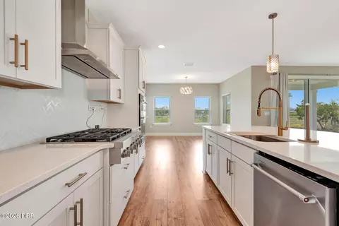 Kitchen - 303 Five Island Dr, Saint Augustine, FL 32080 photo 4 of 7
