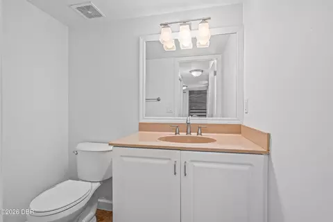 Bath - 212 Pine Cone Trl, Ormond Beach, FL 32174 photo 3 of 3