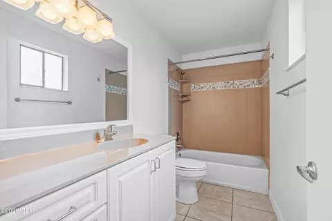 Bath - 212 Pine Cone Trl, Ormond Beach, FL 32174 photo 2 of 3