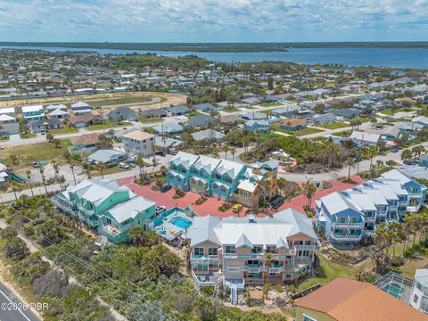 View/Area - 3000 Ocean Shore Blvd, Ormond Beach, FL 32176 photo 8 of 10