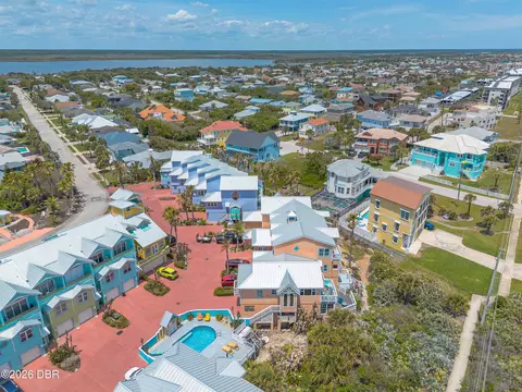 View/Area - 3000 Ocean Shore Blvd, Ormond Beach, FL 32176 photo 3 of 10