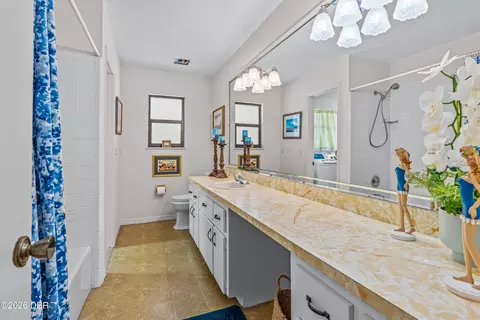 Bath - 13 Timber Trl, Ormond Beach, FL 32174 photo 2 of 3