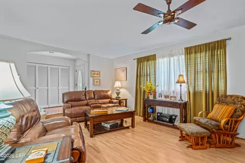 Living - 13 Timber Trl, Ormond Beach, FL 32174 photo 5 of 5