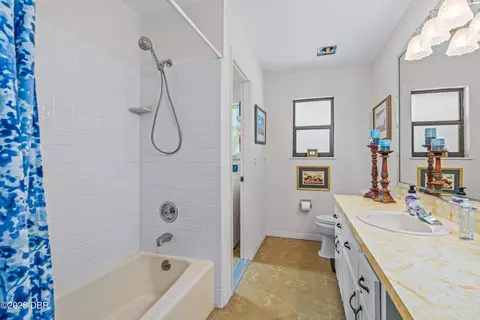 Bath - 13 Timber Trl, Ormond Beach, FL 32174 photo 3 of 3