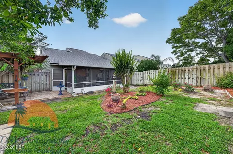 Exterior - 16 Misners Trl E, Ormond Beach, FL 32174 photo 5 of 7