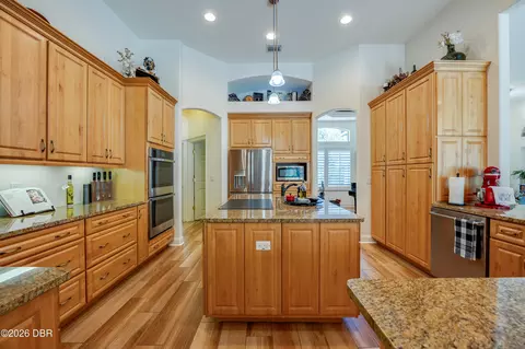 Kitchen - 25 Remington Rd, Ormond Beach, FL 32174 photo 2 of 5
