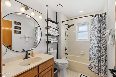Bath - 4 Saint Johns Pl, Ormond Beach, FL 32176 photo 2 of 2