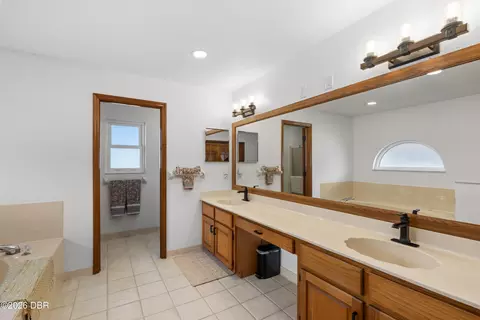 Bath - 4 Saint Johns Pl, Ormond Beach, FL 32176 photo 1 of 2