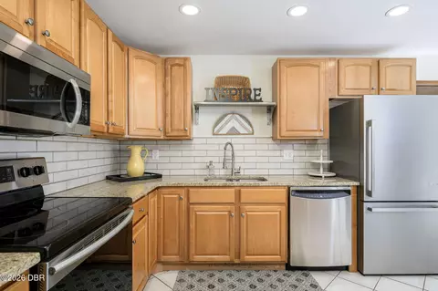 Kitchen - 26 Soco Trl, Ormond Beach, FL 32174 photo 3 of 3