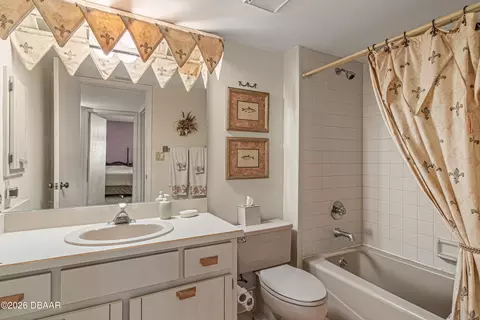 Bath - 395 S Atlantic Ave, Ormond Beach, FL 32176 photo 3 of 3