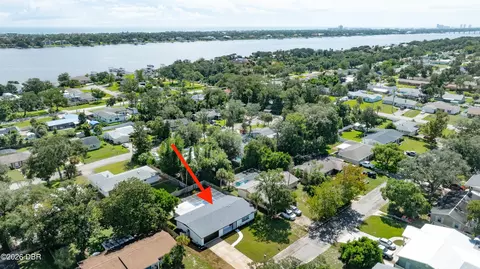 View/Area - 911 Woodmere Cir, Ormond Beach, FL 32174 photo 3 of 6