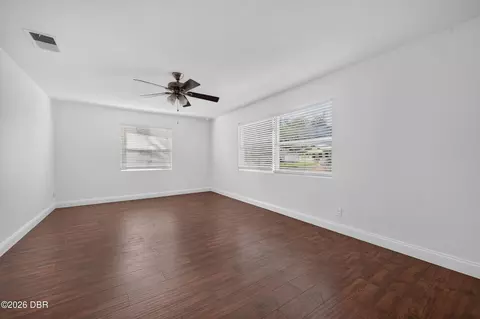 Living - 911 Woodmere Cir, Ormond Beach, FL 32174 photo 1 of 5