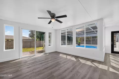 Living - 911 Woodmere Cir, Ormond Beach, FL 32174 photo 5 of 5