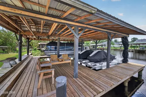 Exterior - 1613 Juno Trl, Astor, FL 32102 photo 3 of 7