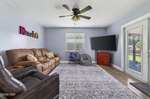 Living - 1613 Juno Trl, Astor, FL 32102 photo 1 of 6