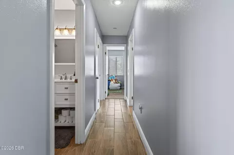 Entry Way - 1613 Juno Trl, Astor, FL 32102 photo 5 of 5