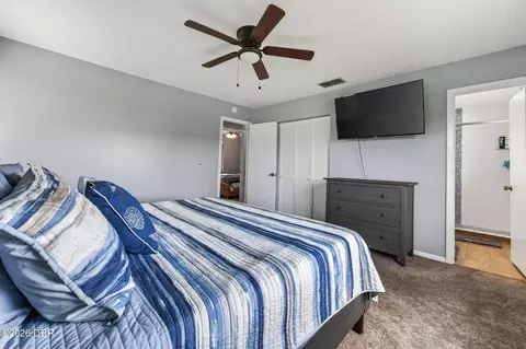 Bedroom - 1613 Juno Trl, Astor, FL 32102 photo 3 of 7