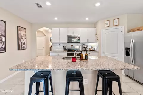 Kitchen - 246 Sandoval Dr, Ormond Beach, FL 32174 photo 4 of 6