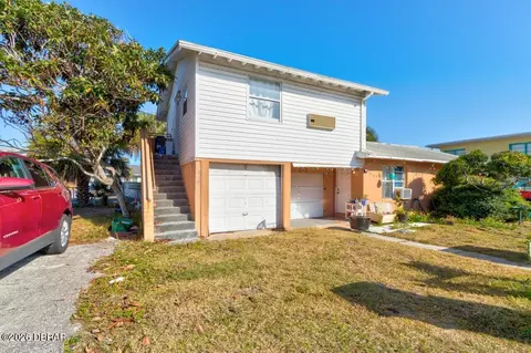 533 Eastwood Ln, Daytona Beach, FL 32118