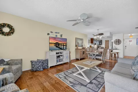 Living - 180 Ocean Hibiscus Dr, Saint Augustine, FL 32080 photo 4 of 5