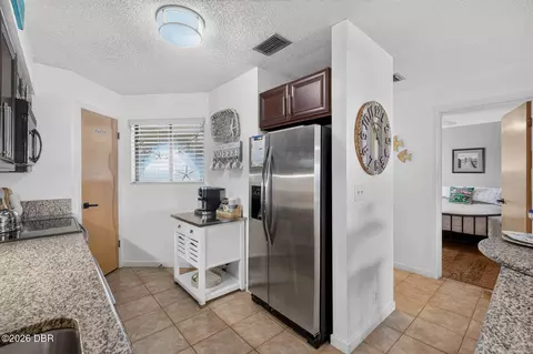 Kitchen - 180 Ocean Hibiscus Dr, Saint Augustine, FL 32080 photo 3 of 4