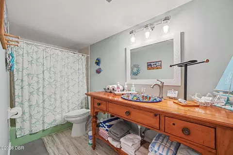 Bath - 1926 Ocean Shores Blvd, Ormond Beach, FL 32176 photo 4 of 4