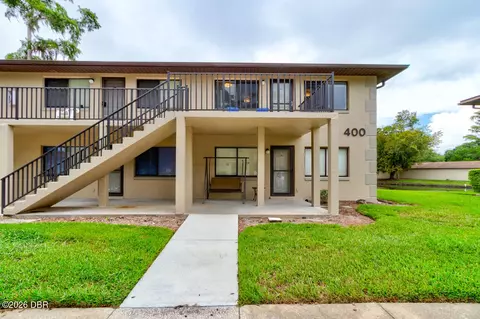 1601 Big Tree Rd, Daytona Beach, FL 32119